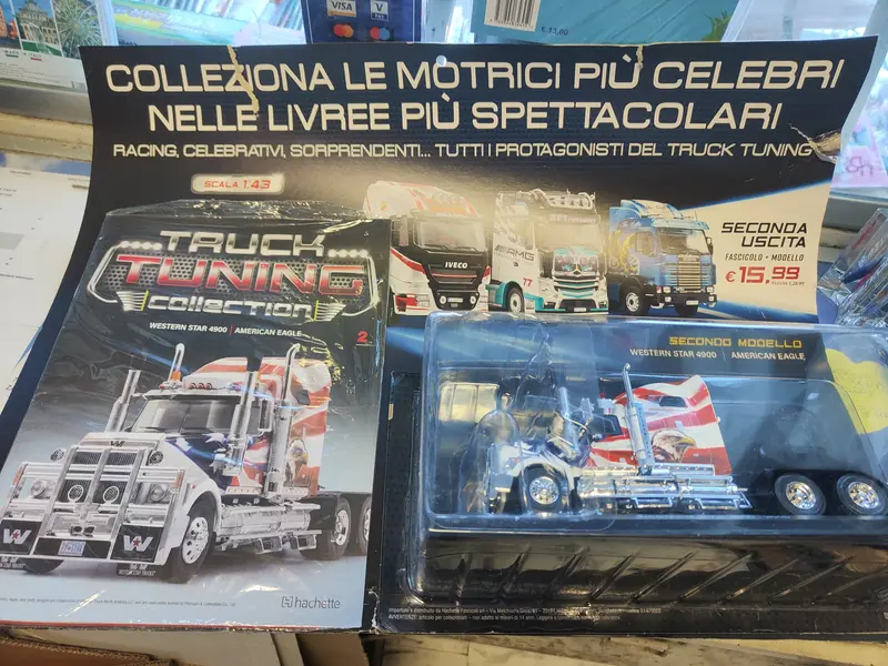 TRUCK TUNING  collection  le motrici più celebri delle livree più spettacolari WESTERN STAR 4909 AMERICAN  EAGLE 2° uscita    nuovo