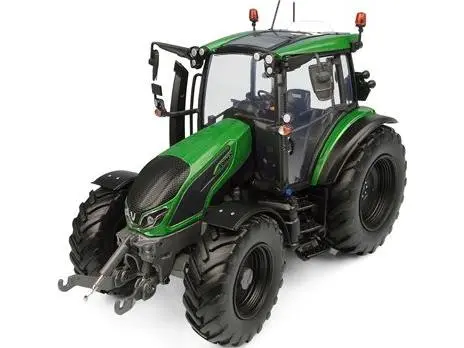 Valtra G135 Tractor Green 1
