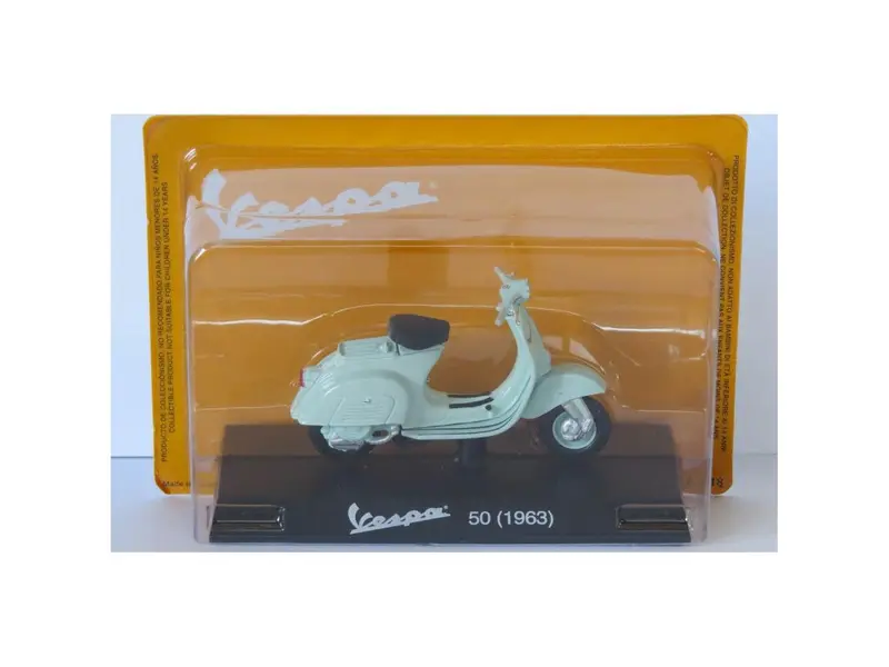 Vespa 50 1963 white 1