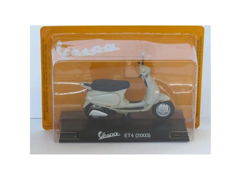 Vespa ET4 2003 green 1