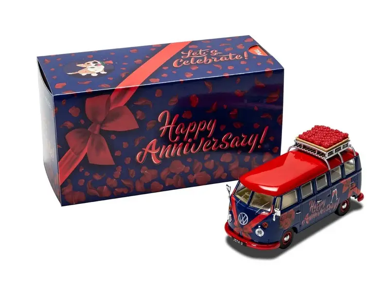 Volkswagen Campervan 'Happy Anniversary' 1