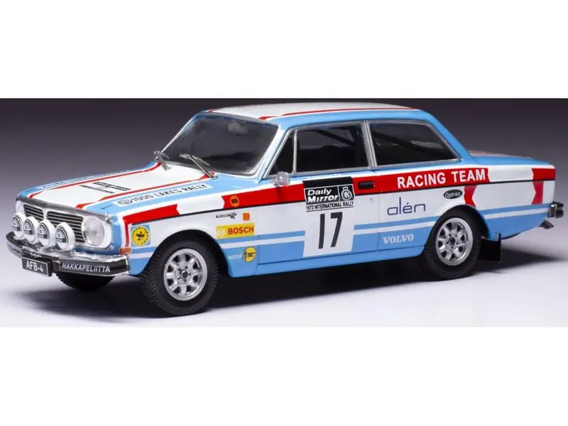 Volvo 142 #17 RAC Rallye 1972 M.Alen/A.Aho 1