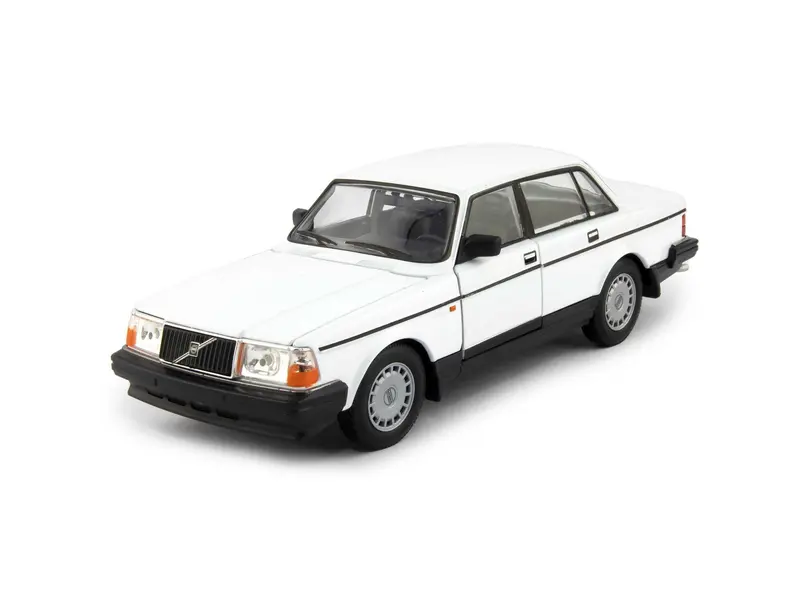 Volvo 240 GL white 1