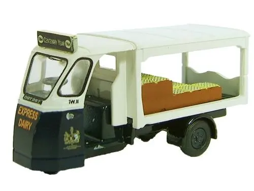 W and E Milk Float Express Dairies 1