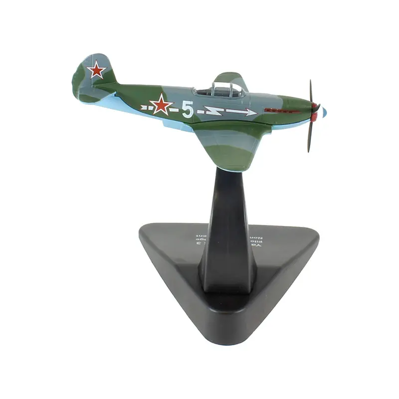 Yakovlev Yak-3 Fighter Plane Pilot Roger Sauvage Nomandie Regiment (Spring 1945) "Oxford Aviation" Series 1/72 Diecast Model Airplane by Oxford Diecast